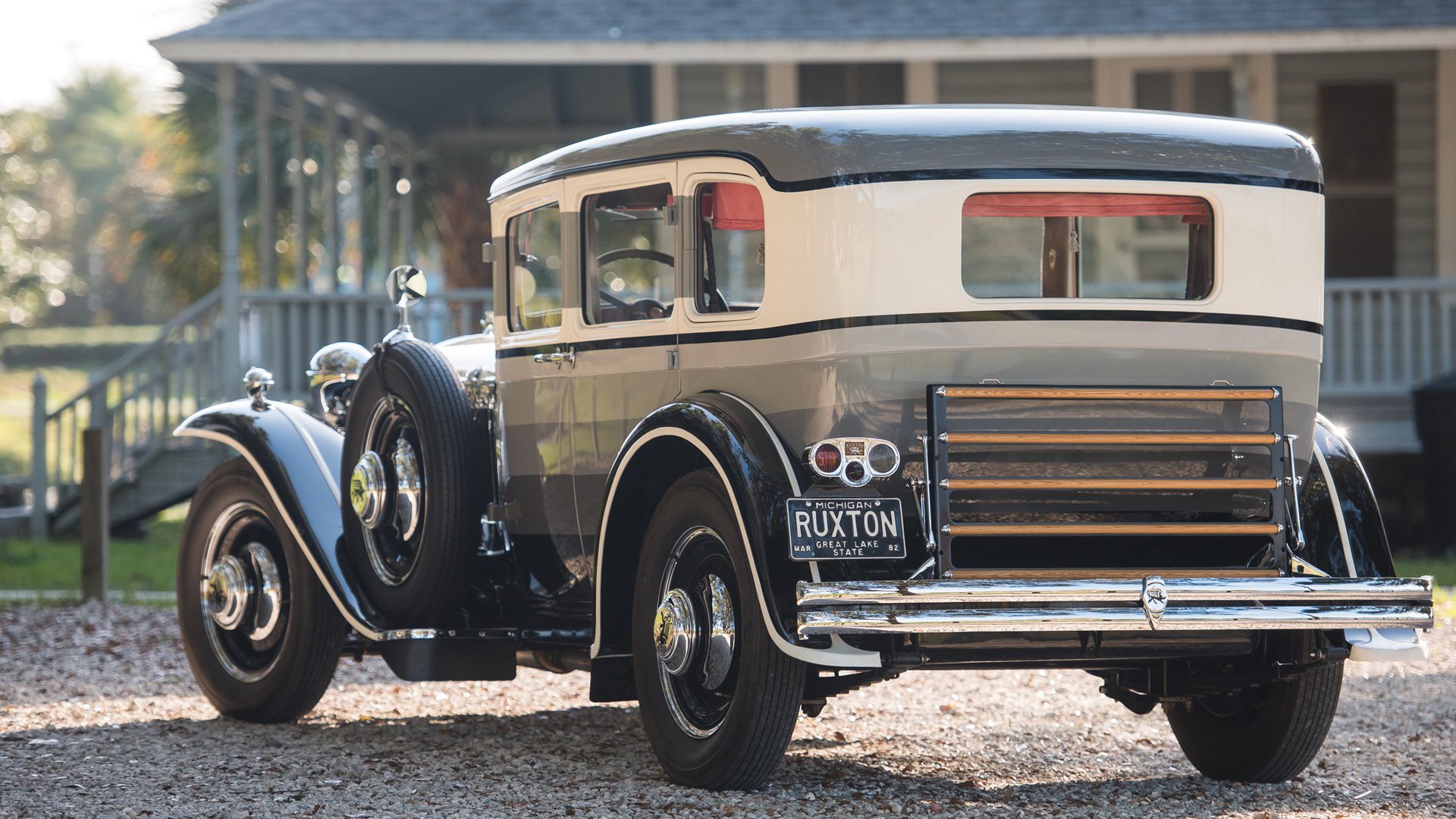 巴塞罗那为荷兰王忙,欧冠之路何去何从,巴塞罗那被逆转的欧冠比赛