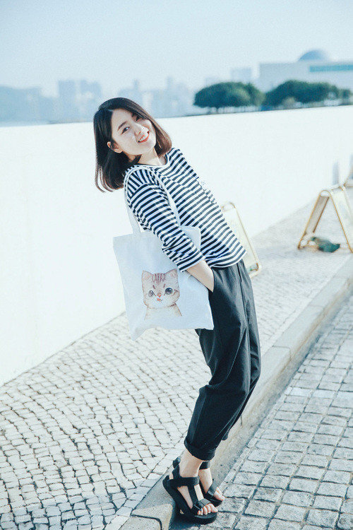 “定向越野:东部新区赛场上演极限徒步挑战”