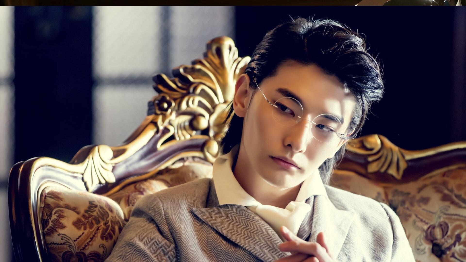 赛后采访环节火药味十足双方教练言语针锋相对,赛后采访视频